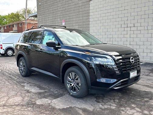 Black 2026 Nissan Pathfinder SV
