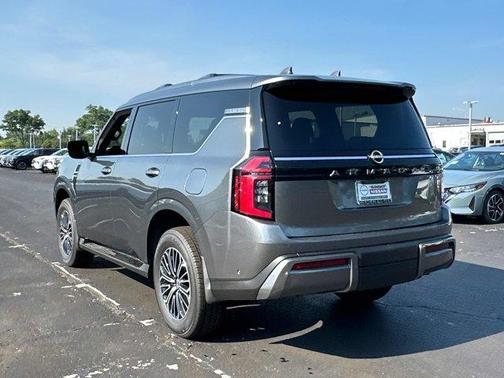 2025 Nissan Armada SL
