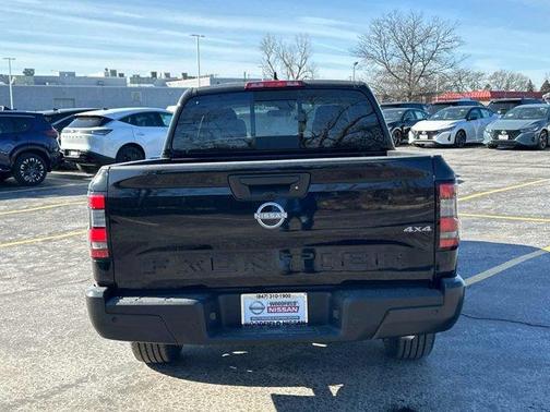 2025 Nissan Frontier S