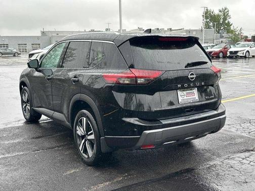 2025 Nissan Rogue Platinum
