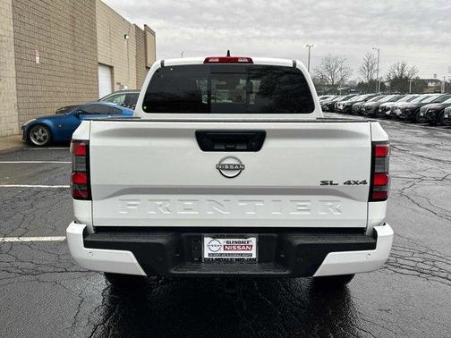 2025 Nissan Frontier SL