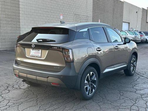 2025 Nissan Kicks SV