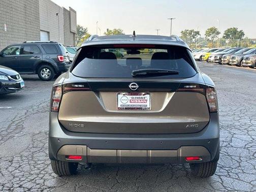 2025 Nissan Kicks SV