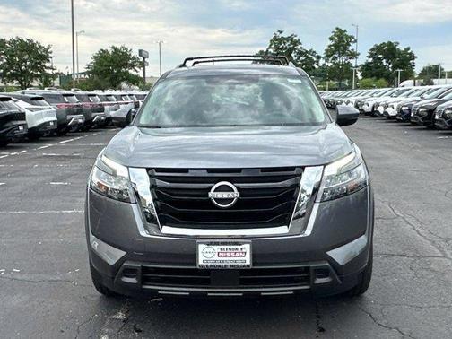 2025 Nissan Pathfinder SV