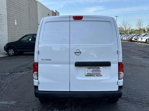2021 Nissan NV200 S