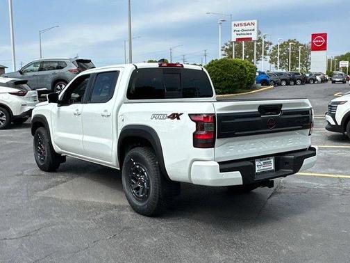 2025 Nissan Frontier PRO-4X