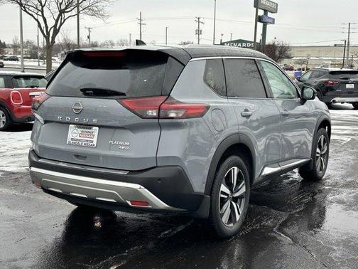 2022 Nissan Rogue Platinum