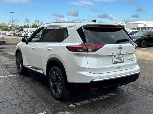 Everest White P 2026 Nissan Rogue Platinum