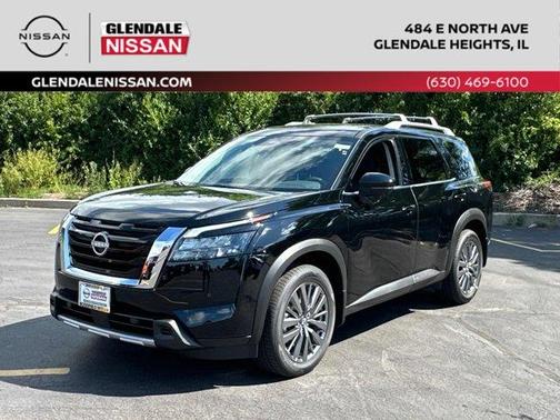 2025 Nissan Pathfinder SL