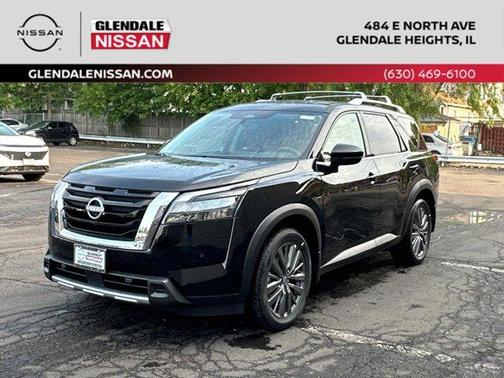 2025 Nissan Pathfinder SL