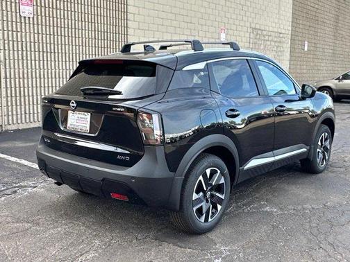 Super Black 2026 Nissan Kicks SV