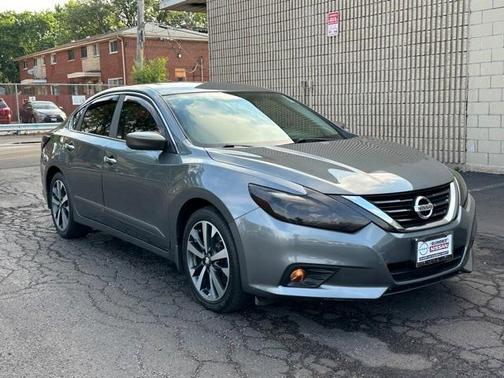 2017 Nissan Altima 2.5 SR