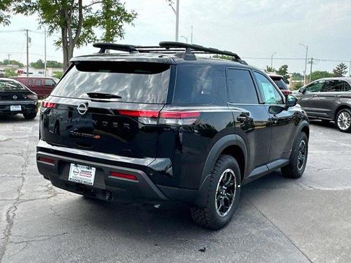 2025 Nissan Pathfinder Rock Creek