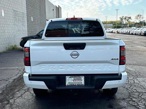 2025 Nissan Frontier SV