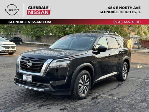 2024 Nissan Pathfinder SL