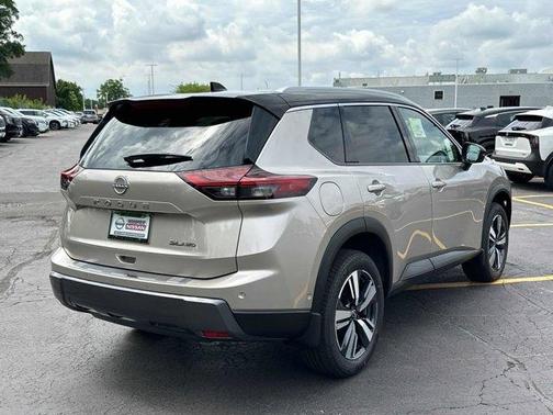 2025 Nissan Rogue SL