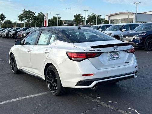 2025 Nissan Sentra SR