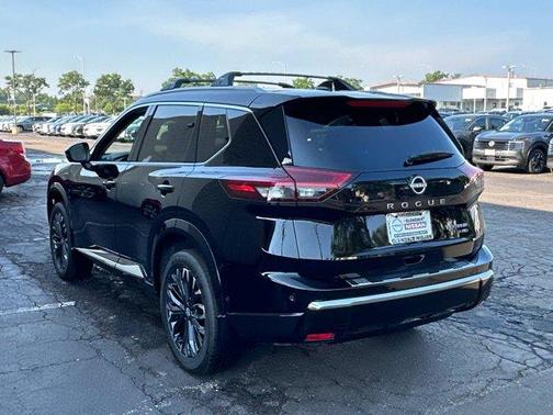 2025 Nissan Rogue Platinum
