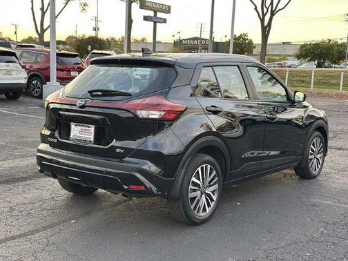 2023 Nissan Kicks SV
