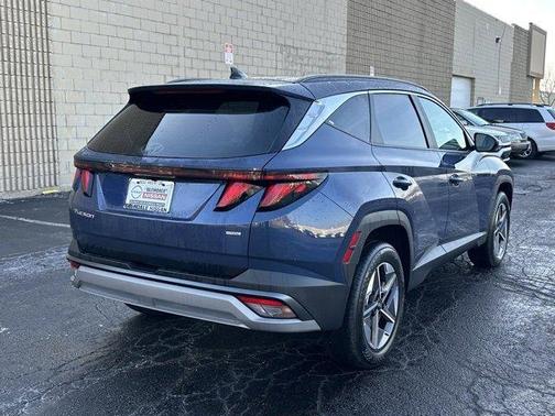 2025 Hyundai TUCSON SEL