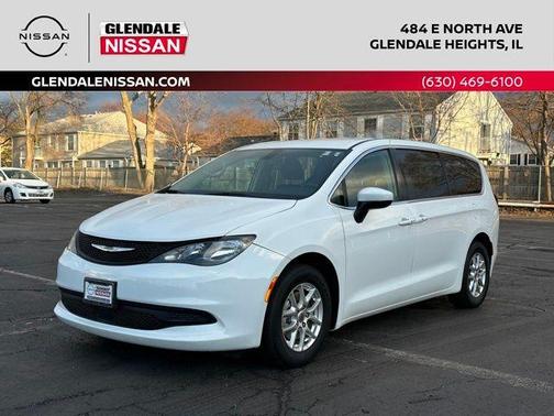 2022 Chrysler Voyager LX