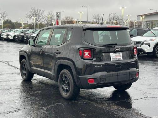 Black Clearcoat 2022 Jeep Renegade Sport