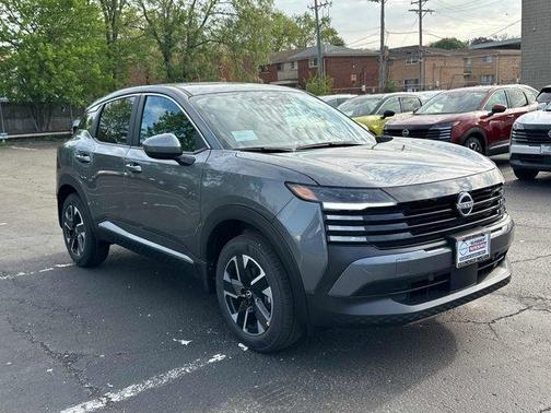 2025 Nissan Kicks SV