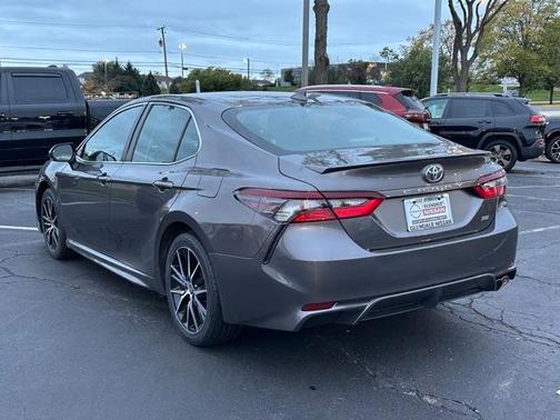 2023 Toyota Camry SE