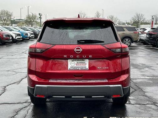 2025 Nissan Rogue SL