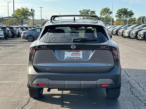 2026 Nissan Kicks SR