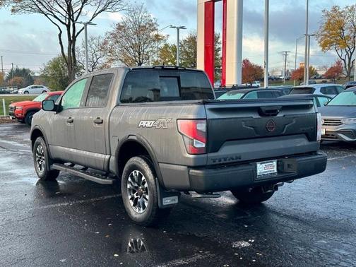 2024 Nissan Titan PRO-4X