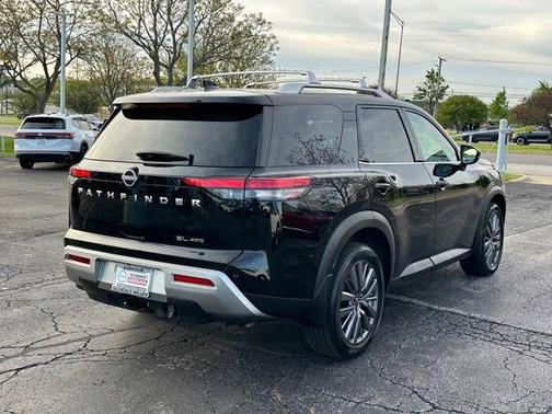 Black 2023 Nissan Pathfinder SL
