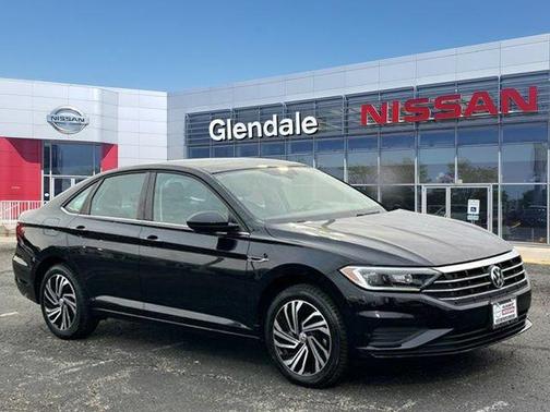 Deep Black Pearl Effect 2021 Volkswagen Jetta 1.4T SEL