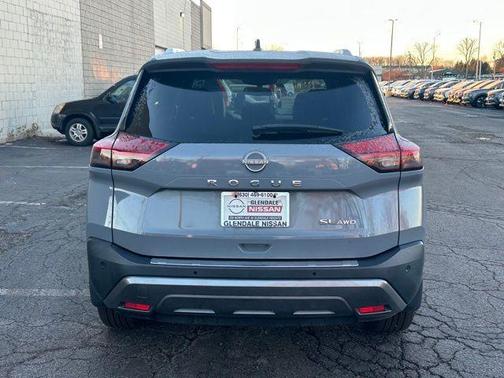 2022 Nissan Rogue SL