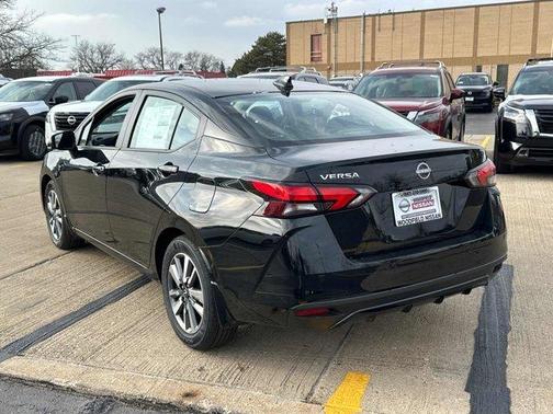 2025 Nissan Versa 1.6 SV