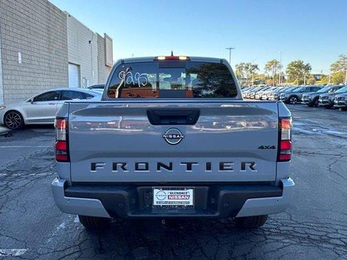 2026 Nissan Frontier SV