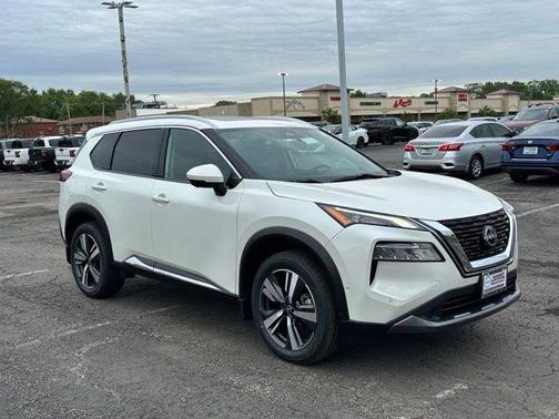 White 2023 Nissan Rogue SL