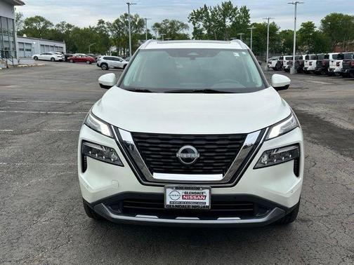 White 2023 Nissan Rogue SL