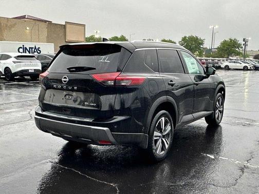 2025 Nissan Rogue SL