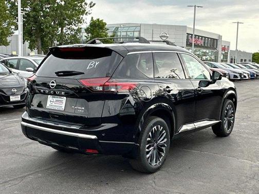 2025 Nissan Rogue Platinum