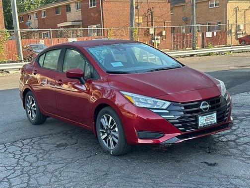 2025 Nissan Versa 1.6 SV