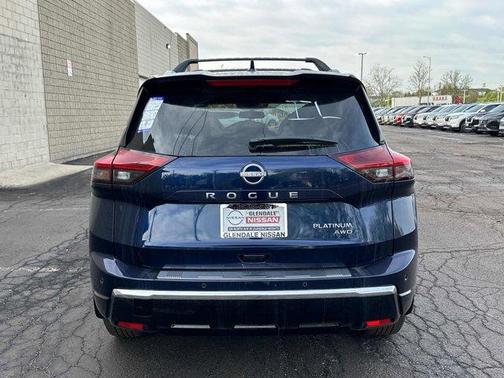 2025 Nissan Rogue Platinum