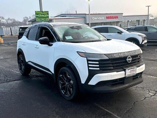 2026 Nissan Kicks SR