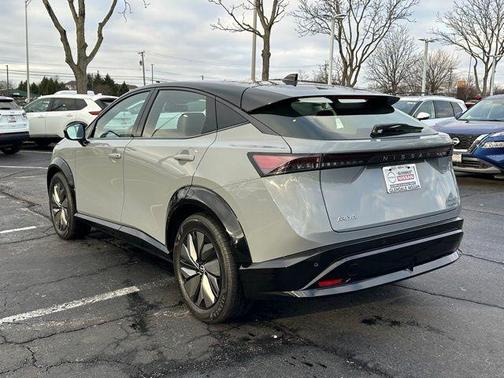 2t Gry Blk Roof 2024 Nissan ARIYA ENGAGE+