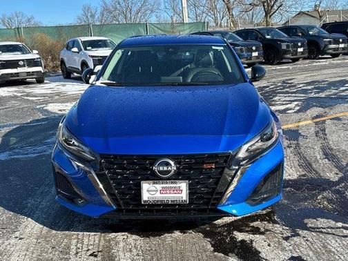 2025 Nissan Altima SR