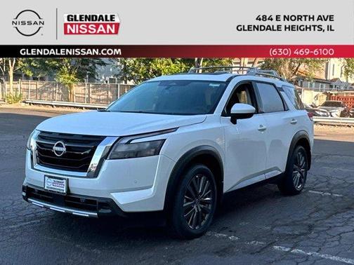 2025 Nissan Pathfinder SL