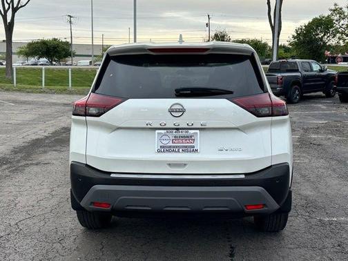 White 2023 Nissan Rogue SV