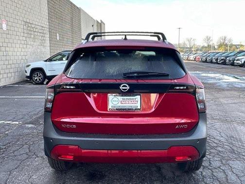 Scarlet Ember T 2026 Nissan Kicks SV