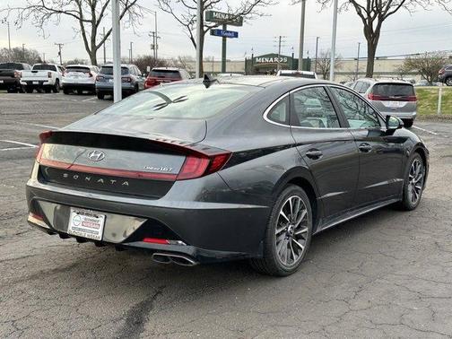 2022 Hyundai SONATA Limited
