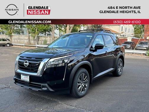 2025 Nissan Pathfinder SV